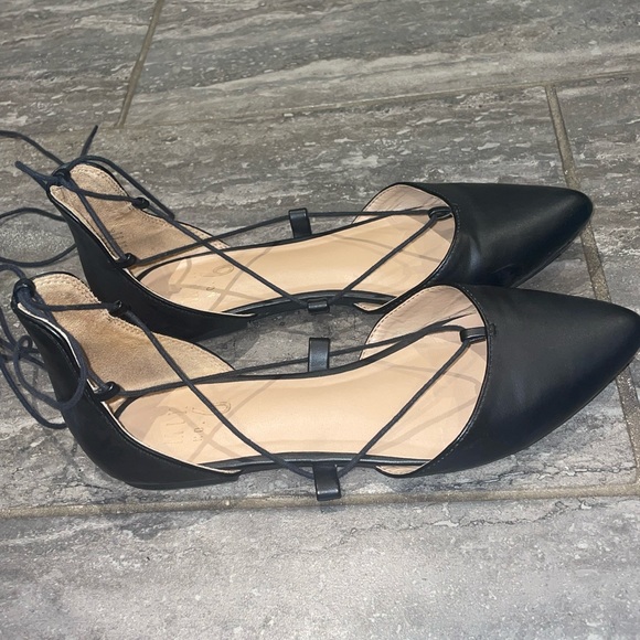 Elegant lace up ankle flats 🌸 - Picture 4 of 4